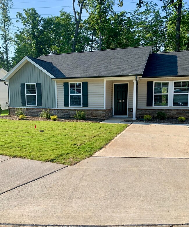Building Photo - 3167 Misty Ridge Dr