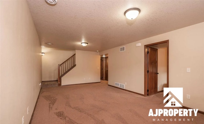 Building Photo - 7421 W 64th St