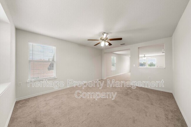 Building Photo - 7347 Bluebonnet Bay