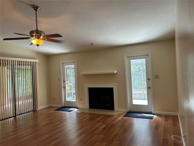 Building Photo - 1524 Southwind Ct