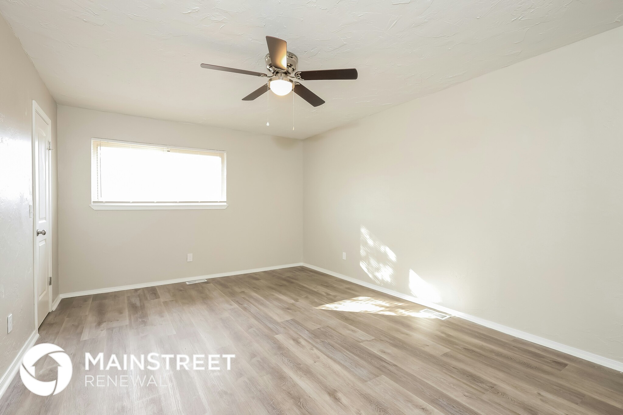 Building Photo - 2101 Westridge Dr