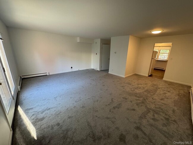 Building Photo - 4 Patton Dr