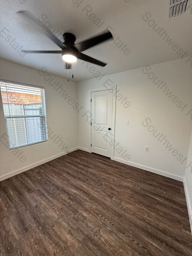 Building Photo - 3517 Ethan Ave