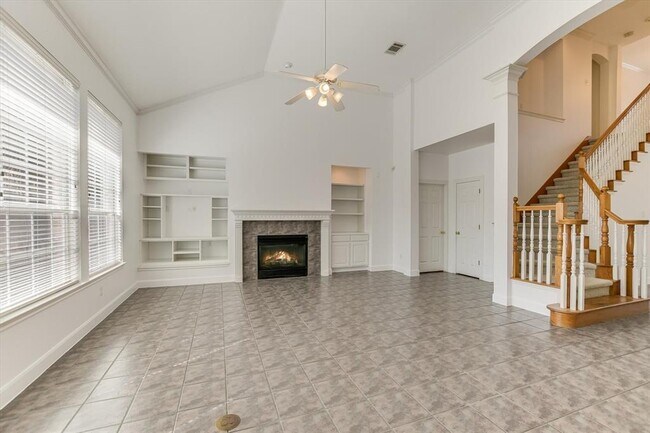 Building Photo - 7301 Fabion Dr