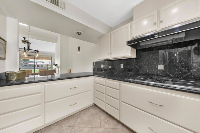 Building Photo - 78480 Montego Bay Cir