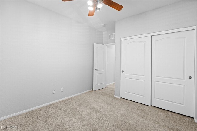 Building Photo - 10073 White Mulberry Dr