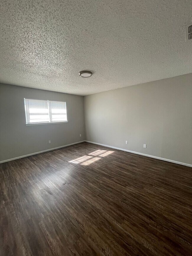 Building Photo - 3440 70th Drive