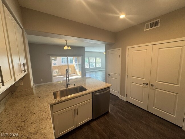 Building Photo - 11885 Tevare Ln