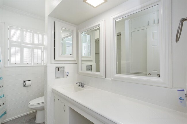 Building Photo - 8710 Linkterrace Ln