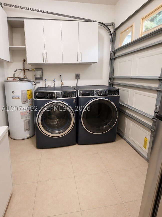 Building Photo - 15642 SW 59th St