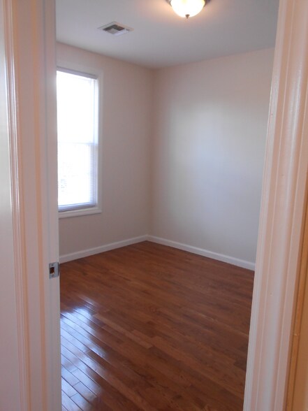 Building Photo - 244 Avenue C