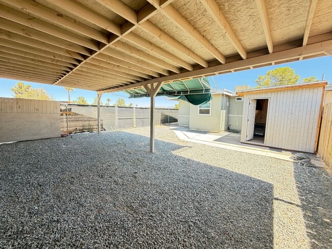 Building Photo - 2 bedroom with outside shed and carport.