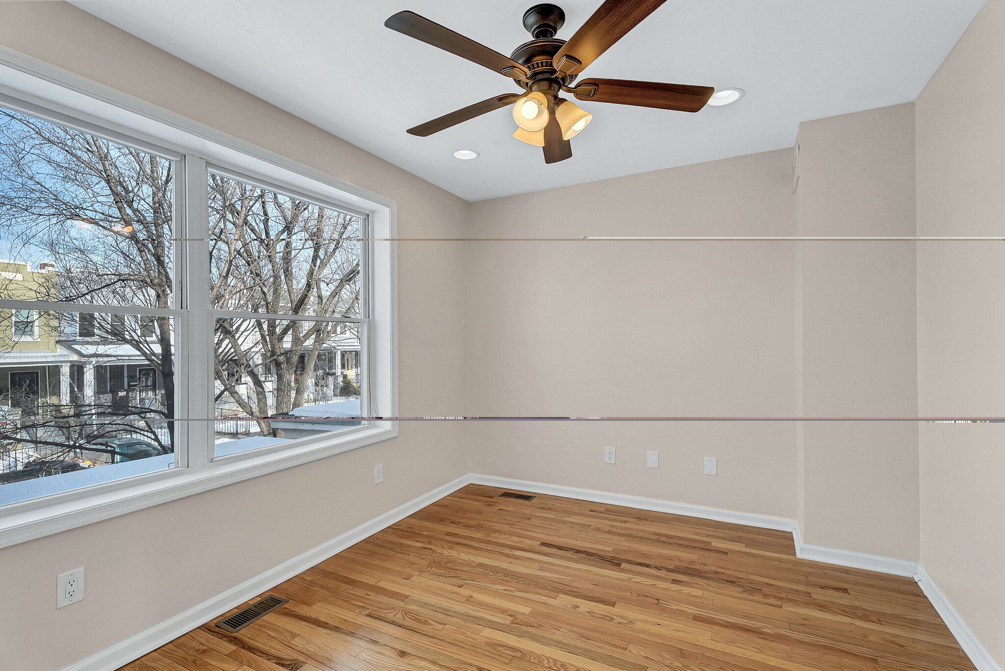 Building Photo - 1921 Bennett Pl NE