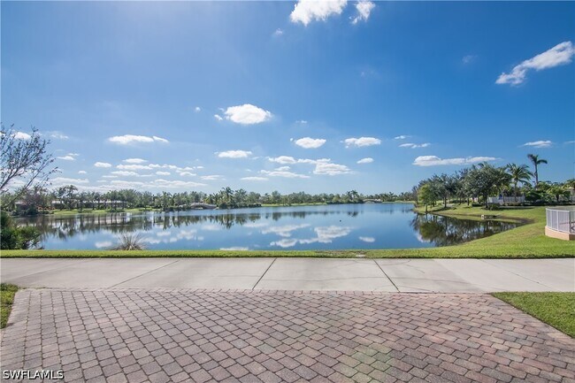 Building Photo - 28308 Moray Dr