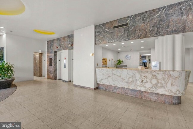 Building Photo - 1806 Rittenhouse Square