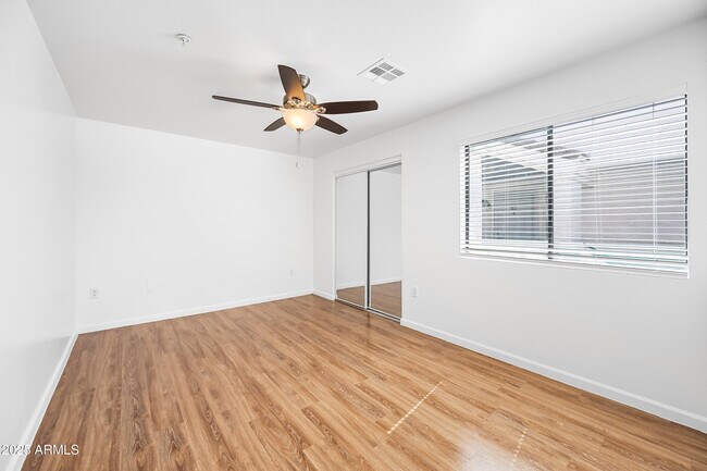 Building Photo - 3065 N 67th Ave
