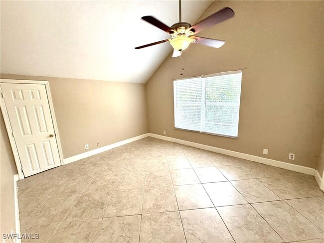 Building Photo - 6560 Sandalwood Ln