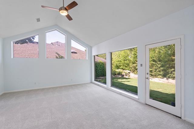 Building Photo - 8907 Club Creek Cir