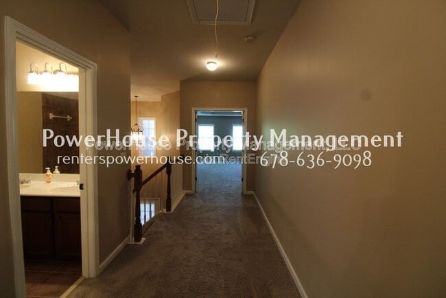 Building Photo - 4830 Hastings Terrace