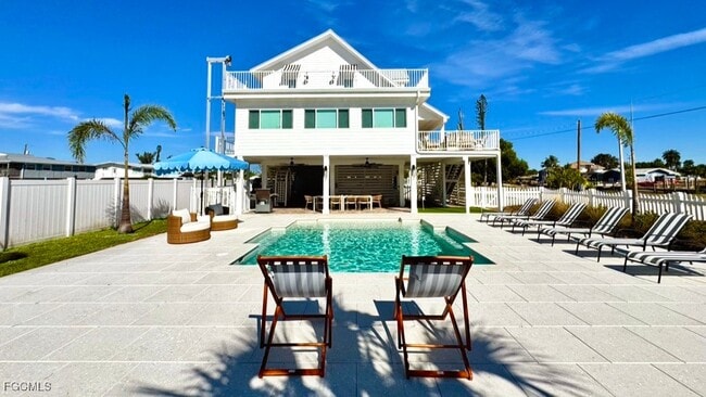 Building Photo - 4969 Estero Blvd