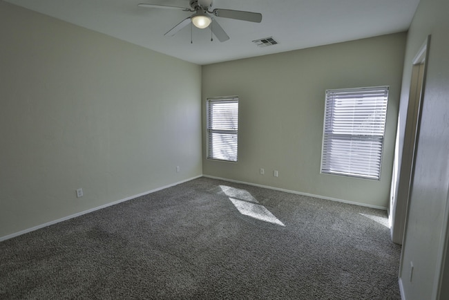 Building Photo - Rancho Sahuarita