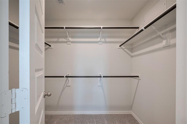 Building Photo - 27846 Western Crk Ct