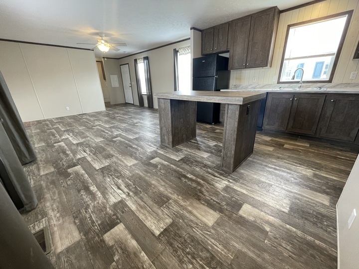 Building Photo - 38039 Pardo Dr