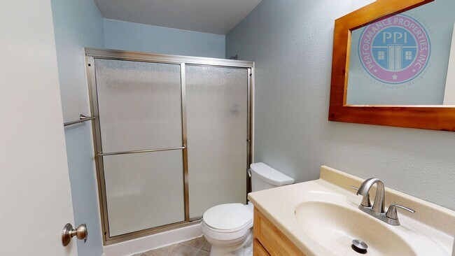Building Photo - 11665 SW Sheffield Cir
