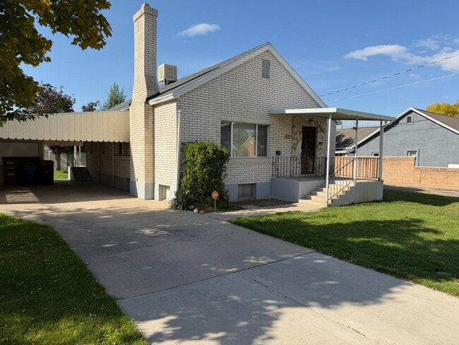 Building Photo - 539 N 100 W St