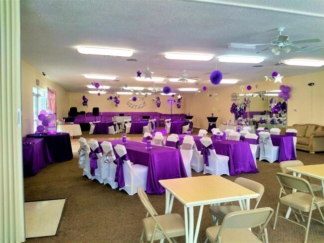 Building Photo - 890 N Federal Hwy