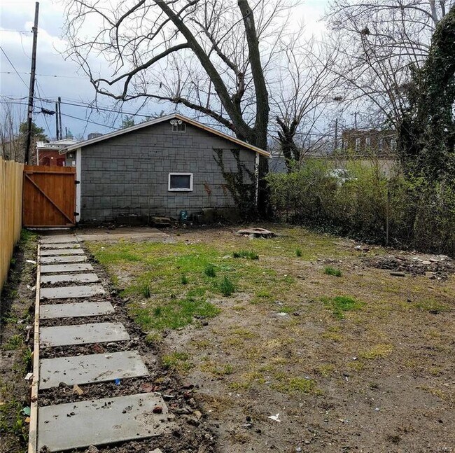 Building Photo - 6508 Chamberlain Ave