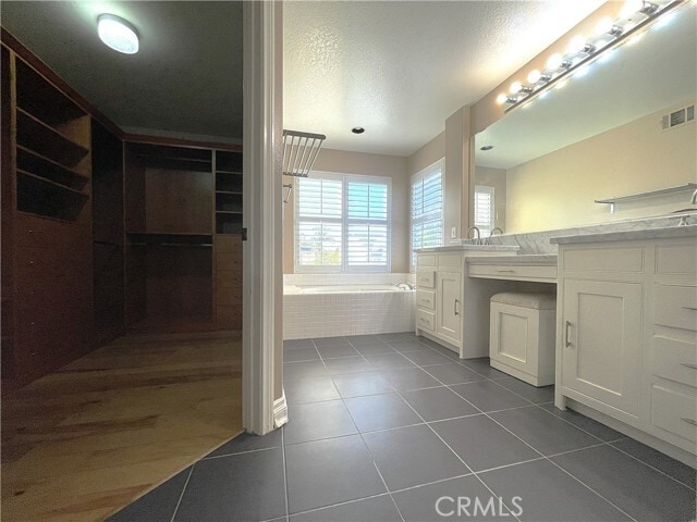 Building Photo - 9755 Lipari Cir