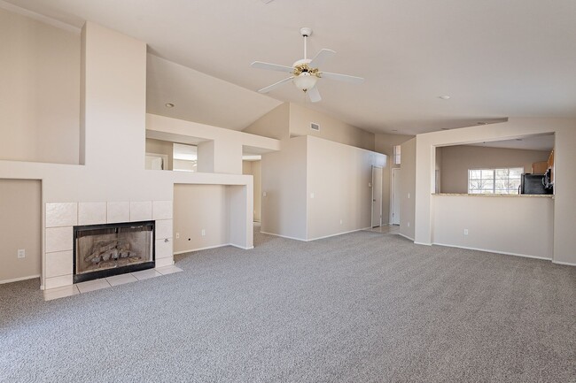 Building Photo - single level 3 bedroom home for rent