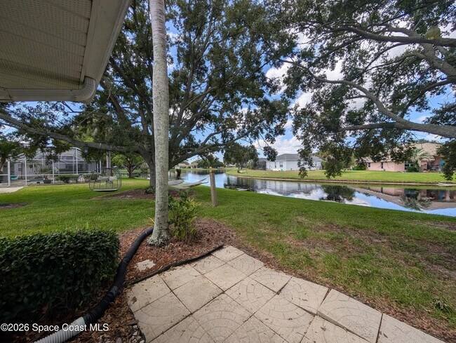 Building Photo - 447 Lake Victoria Cir