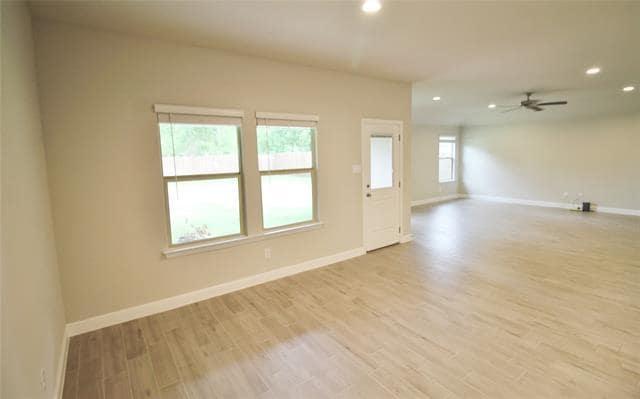 Building Photo - 1449 Bennett Dr