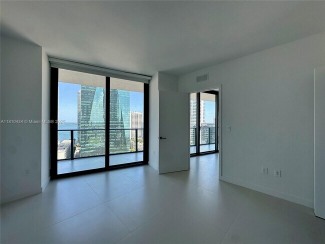 Building Photo - 1300 S Miami Ave