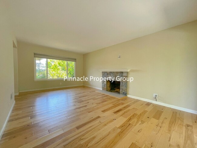 Building Photo - 1651 Matson Dr
