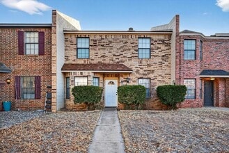 Building Photo - 3222 Preston Dr