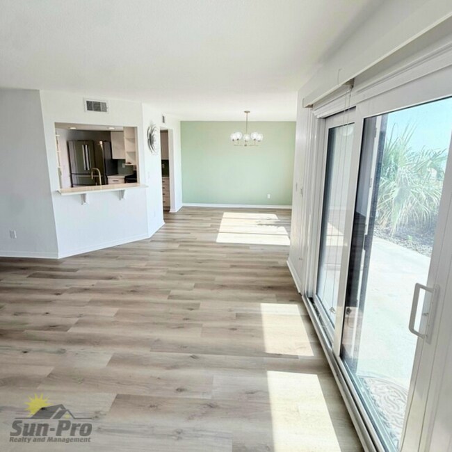 Building Photo - 2600 Ocean Shore Blvd