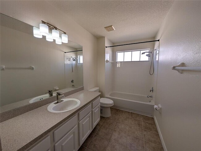 Building Photo - 10008 Tranquility Way