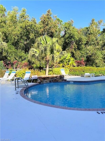 Building Photo - 9175 Celeste Dr