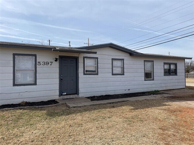 Building Photo - 5397 Questa Dr