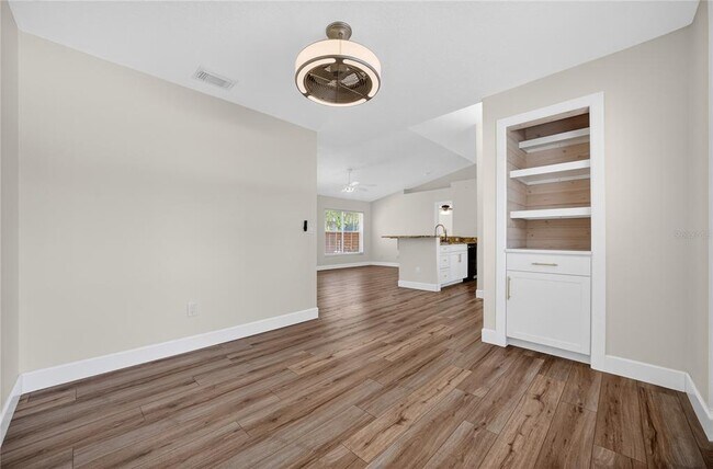 Building Photo - 10748 Siena Dr