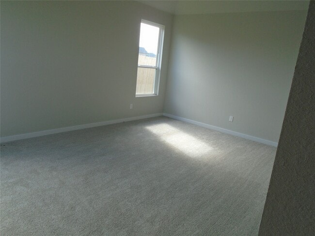 Building Photo - 2215 Emerald Diamond Ct