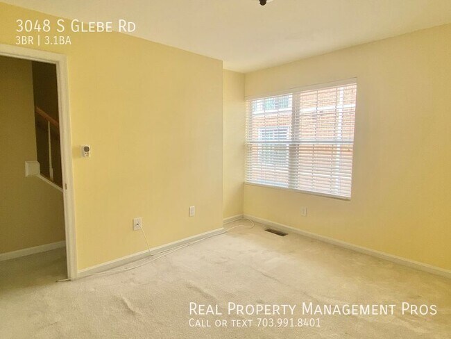 Building Photo - 3048 S Glebe Rd