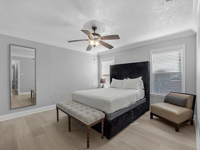 Building Photo - 2505 Truxillo St