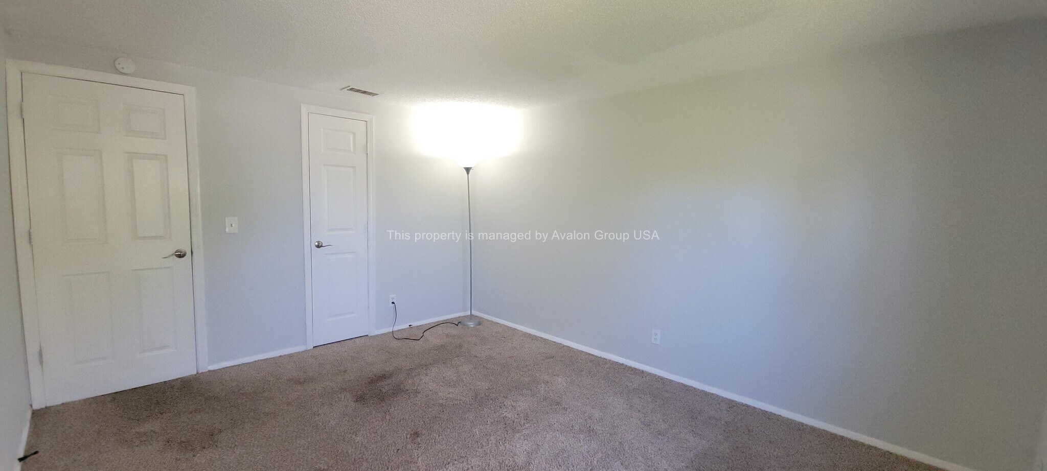 Building Photo - 2648 Sunrise Village Dr