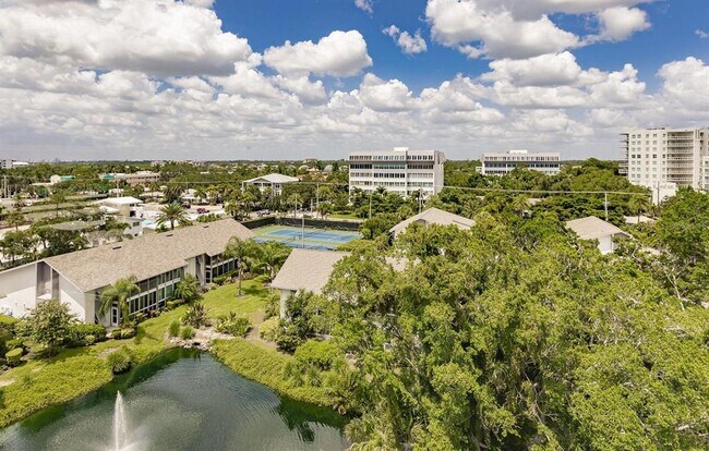 Building Photo - 1125 W Peppertree Dr