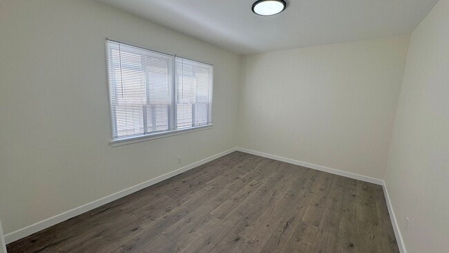 Building Photo - 4134  1/2 Manhattan Beach Blvd