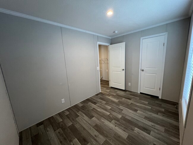 Building Photo - 38058 Pardo Dr